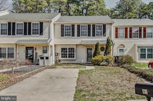 136 Fenway Ave, ATCO, NJ, 08004-3017 | Card Image