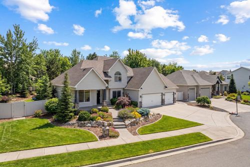 17817 E Galaxy Ct, Greenacres, WA, 99016-7792 | Card Image