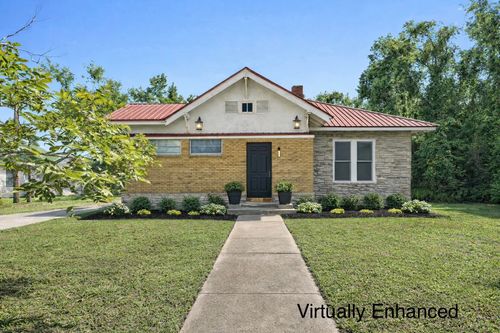 611 W Green St, Perry, FL, 32347-3215 | Card Image