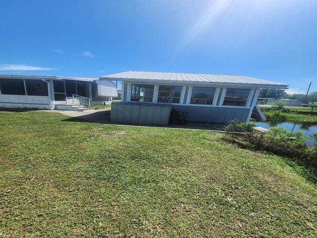 1069 Lemon St, House other with 2 bedrooms, 1 bathrooms and null parking in OKEECHOBEE FL | Image 7