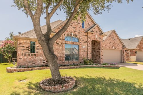 4943 Screech Owl Ln, Grand Prairie, TX, 75052-3064 | Card Image