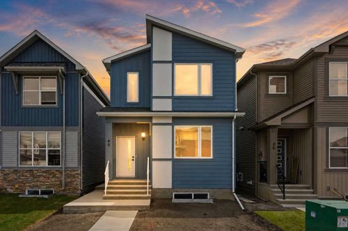 43 Belvedere Cres Se, Calgary, AB, T2A7Z9 | Card Image