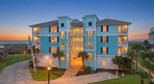 102-4211 Pointe West Dr, Galveston, TX, 77554-3048 | Card Image