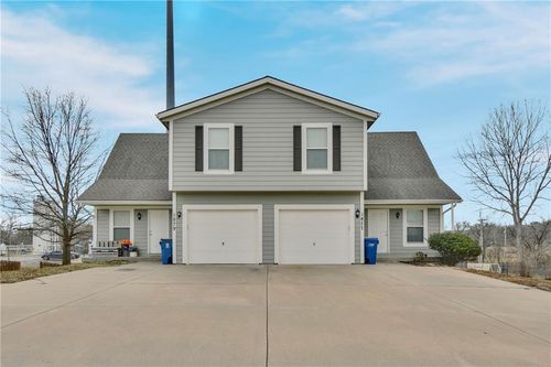 1877 Chickadee Dr, Liberty, MO, 64068-7429 | Card Image