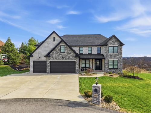 1017 Skyline Dr, Cecil, PA, 15317 | Card Image