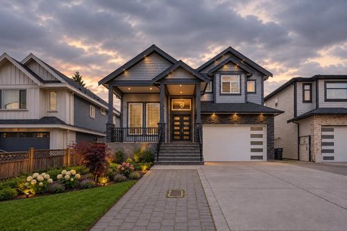 2725 Lefeuvre Rd, Abbotsford, BC, V4X1H5 | Card Image