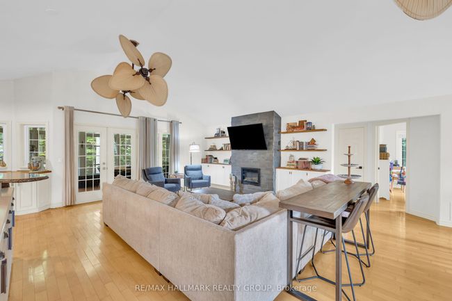 220 Garfield St, House other with 4 bedrooms, 3 bathrooms and 8 parking in Gananoque ON | Image 39