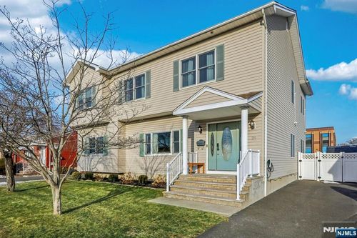 28 George St, Saddle Brook, NJ, 07663-5015 | Card Image