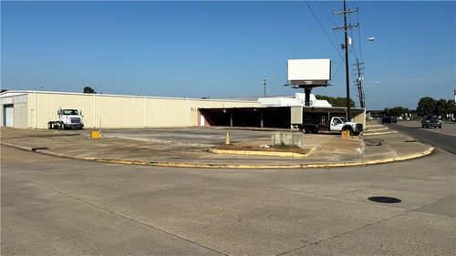 6310 Highway 182 E, Morgan City, LA, 70380-2038 | Card Image