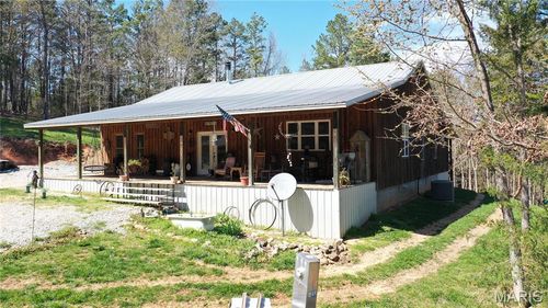 9771 Ashley Creek Rd, Raymondville, MO, 65555-8167 | Card Image