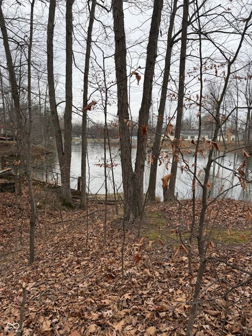 37 Watermelon Ct, Cloverdale, IN, 46120-8874 | Card Image