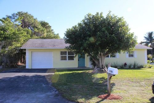 2104 Ne 1st Court, Boynton Beach, FL, 33435 | Card Image