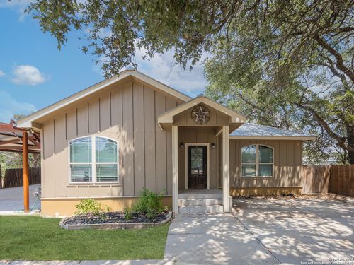 104 Viewpoint Dr, Poteet, TX, 78065-4555 | Card Image