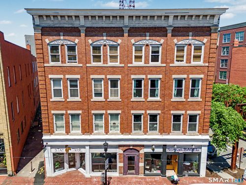 203-131 Washington St, Norwalk, CT, 06854-3092 | Card Image
