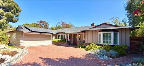 666 W 9th Street, Claremont, CA, 91711 | Card Image