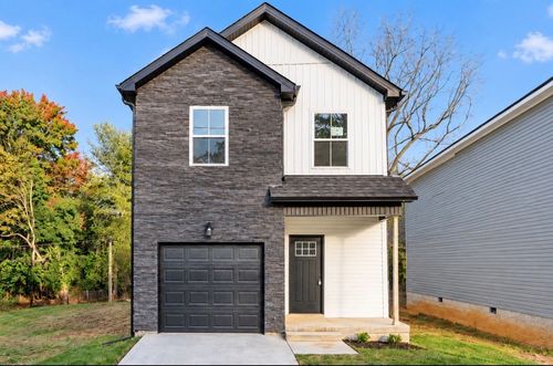 811 Gracey Ave, Clarksville, TN, 37040-4144 | Card Image