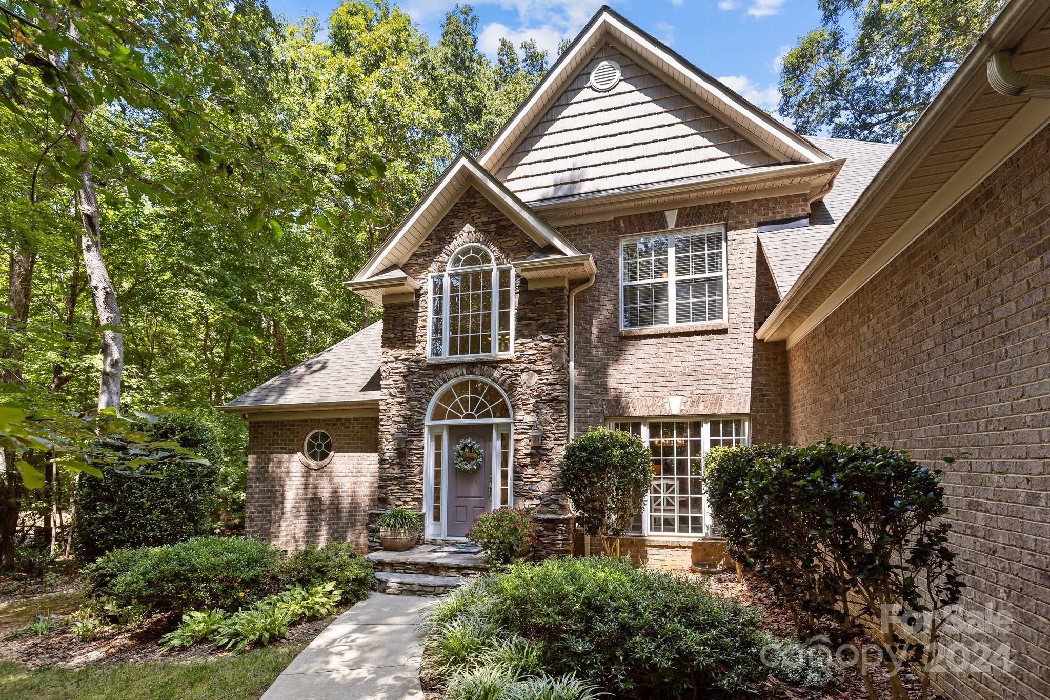Birchfield Cir, Waxhaw, NC 28173