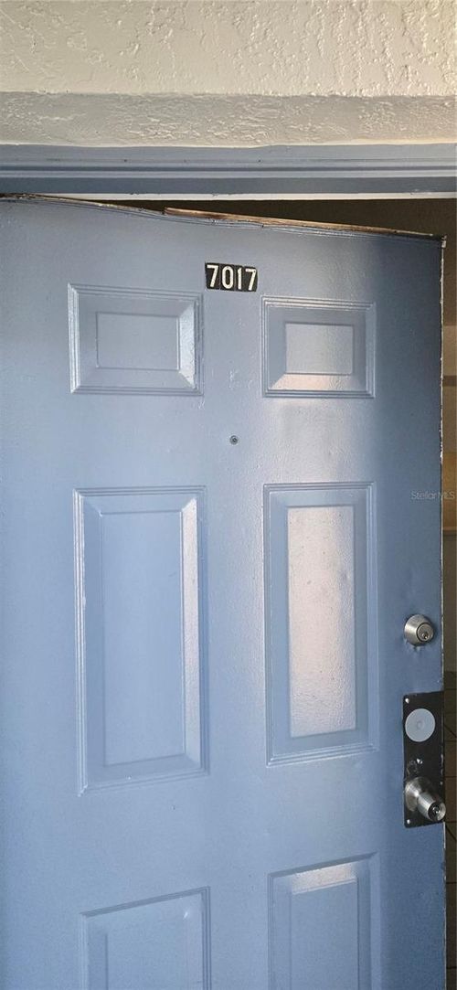 1-7017 Waterside Dr, TAMPA, FL, 33617-7362 | Card Image