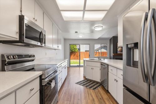 9 Graff Rig Ct, Sacramento, CA, 95838-1875 | Card Image