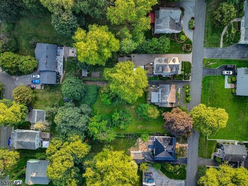 22 Dayton St, Basking Ridge, NJ, 07920-1740 | Card Image