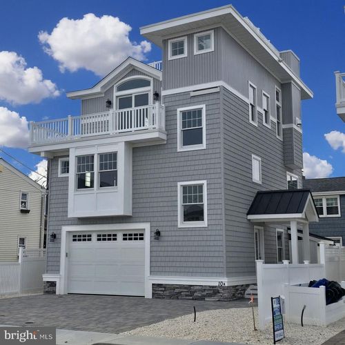 10 W Marshall Ave, LONG BEACH TOWNSHIP, NJ, 08008-1221 | Card Image