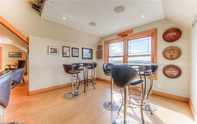 1098 Wurster Pl, House other with 11 bedrooms, 10 bathrooms and 14 parking in Breslau ON | Image 17