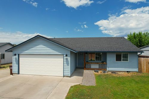 999 Ne Snowberry St, Prineville, OR, 97754-9131 | Card Image
