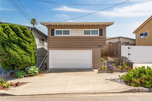 716 13th St, Manhattan Beach, CA, 90266-4835 | Card Image