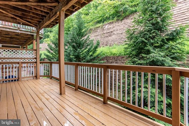 101 - 13812 Breezy Ridge Way, Townhouse with 3 bedrooms, 3 bathrooms and null parking in WOODBRIDGE VA | Image 4