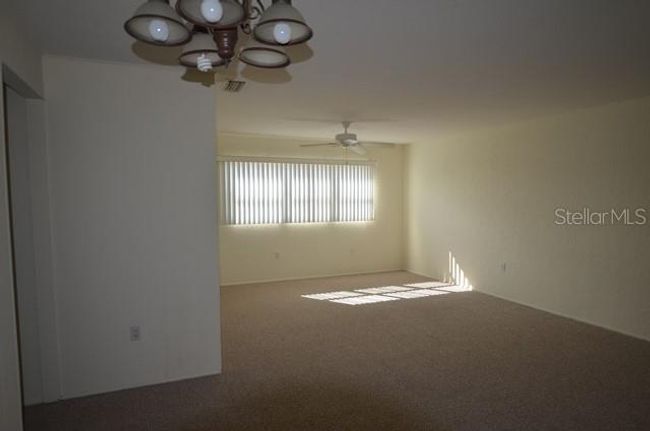APT-226 - 400 Base Ave E, Condo with 3 bedrooms, 2 bathrooms and null parking in VENICE FL | Image 5