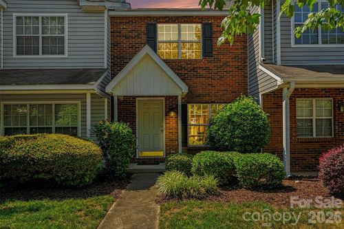 9132 Charminster Ct, Charlotte, NC, 28269-2230 | Card Image