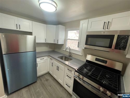 2nd-24 Beech St, North Arlington, NJ, 07031-6408 | Card Image