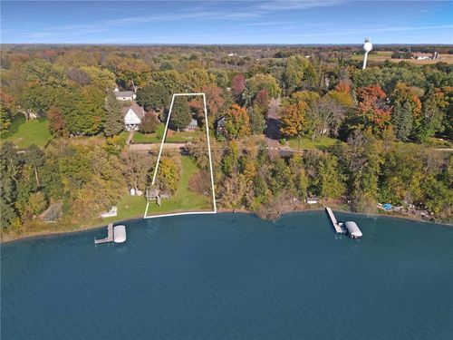 132 Summit Ave, Center City, MN, 55012-9643 | Card Image