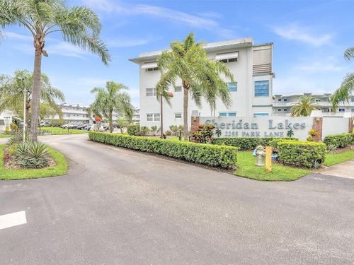 105-2300 Park Ln, Hollywood, FL, 33021-3727 | Card Image