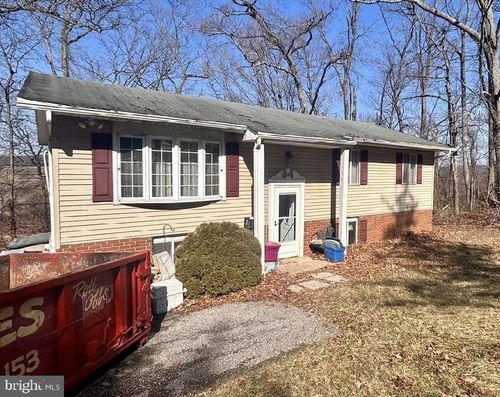 3308 Meadowview Dr, Manchester, MD, 21102-1410 | Card Image
