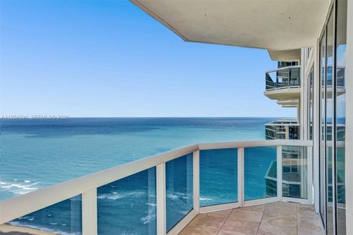 3007-4775 Collins Ave, Miami Beach, FL, 33140-3268 | Card Image