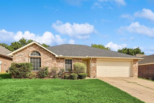 1320 Maple Terrace Drive, Mansfield, TX, 76063 | Card Image