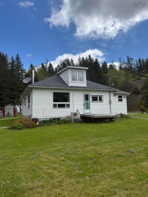 9544 7 Highway, Stillwater, NS, B0J3C0 | Card Image