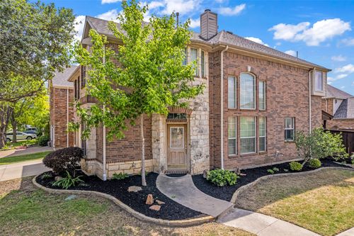 2007 Chittam Dr, Euless, TX, 76039-4327 | Card Image