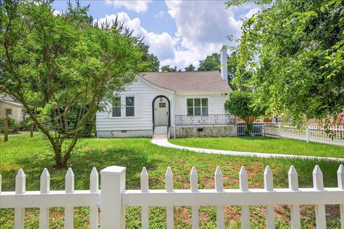 717 E Tennessee St, TALLAHASSEE, FL, 32308-4912 | Card Image