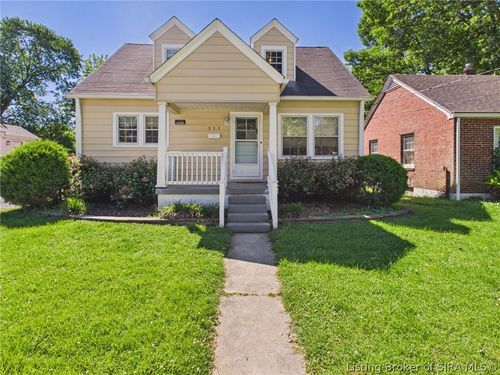 311 Knobloch Ave, Jeffersonville, IN, 47130-4431 | Card Image