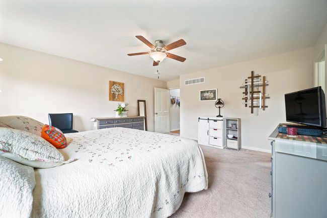 20 Boulder Dr, House other with 3 bedrooms, 3 bathrooms and 2 parking in Carlock IL | Image 12