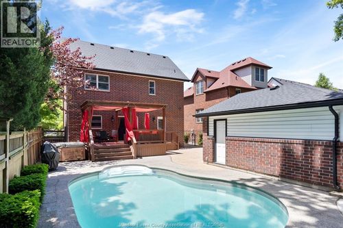 1288 Lakeview Ave, Windsor, ON, N8P1K9 | Card Image