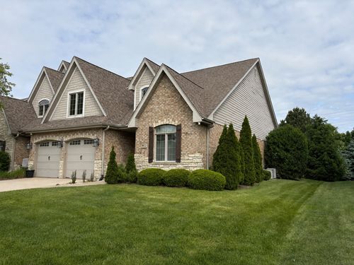 9832-9832 Folkers Dr, Frankfort, IL, 60423-1100 | Card Image
