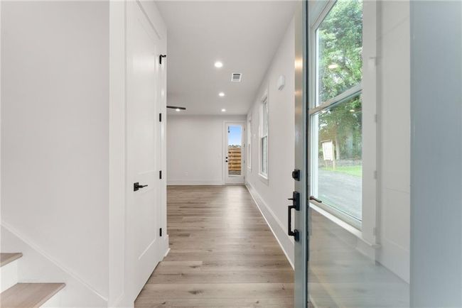 396 Forrest Ave, Townhouse with 3 bedrooms, 3 bathrooms and null parking in Gainesville GA | Image 5
