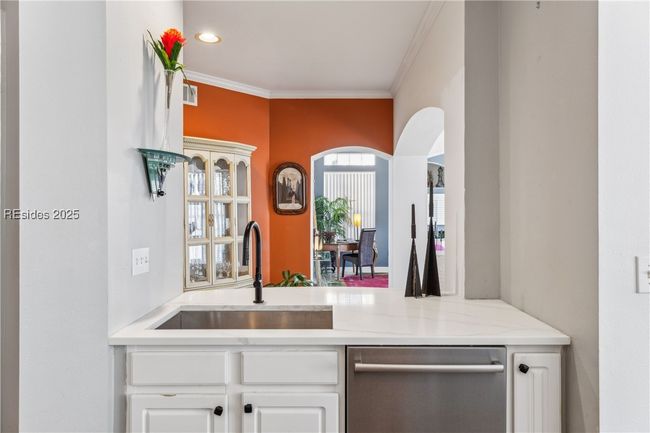 APT-1922 - 4 Indigo Run Dr, Condo with 3 bedrooms, 2 bathrooms and null parking in Hilton Head Island SC | Image 27