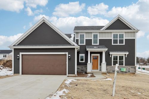 534 Buss Rd, COTTAGE GROVE, WI, 53527-8619 | Card Image