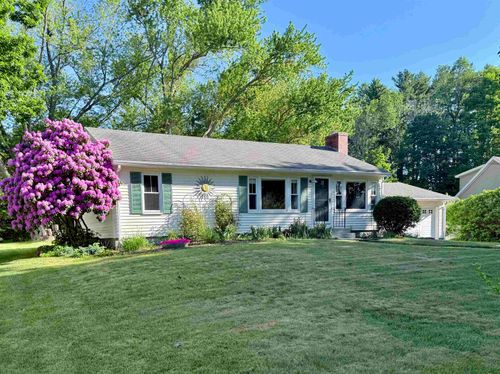 7 Old Stage Rd, Dover, NH, 03820-4315 | Card Image