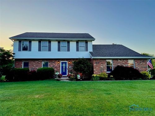 424 Harvest Ct, Waterville, OH, 43566-1158 | Card Image