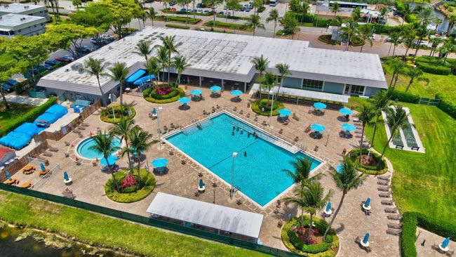 741 - 741 Monaco P, Condo with 2 bedrooms, 2 bathrooms and null parking in Delray Beach FL | Image 44